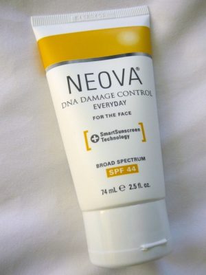 Neova DNA Damage Control Active SPF44